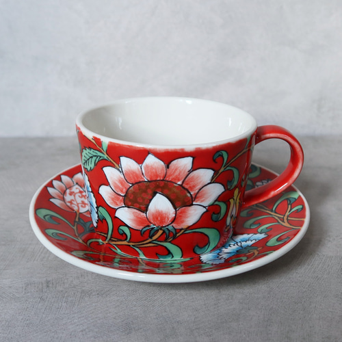 Avenue カップ＆ソーサー レッド バッチャン焼き ベトナム食器 手描き