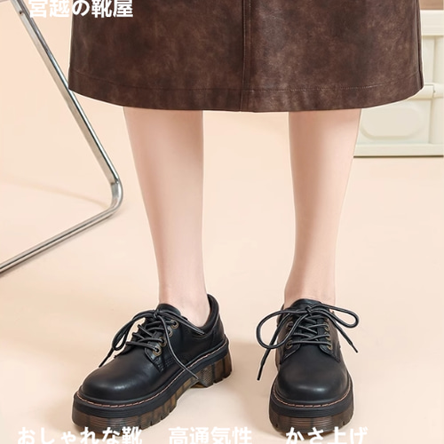 減齢小革靴女復古英倫風2025春秋新作婦人靴厚底黒本革系ベルト楽