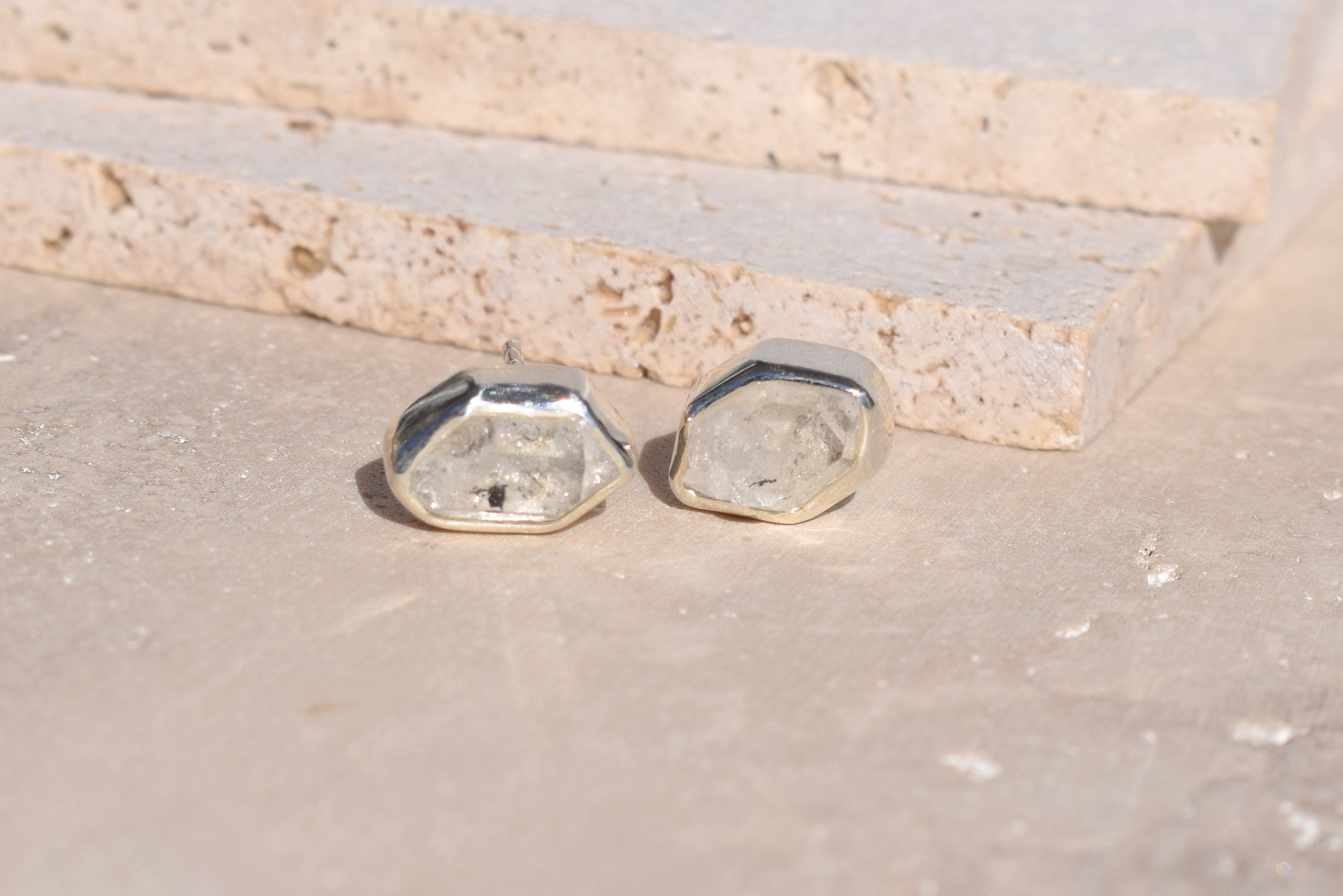 【シルバー925】クォーツ/クリスタル　ハーキマーダイヤモンド シンプルスタッドピアス