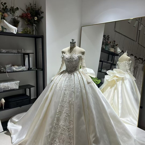 送料無料！ウェディングドレス オフショルダー ロングスリーブ