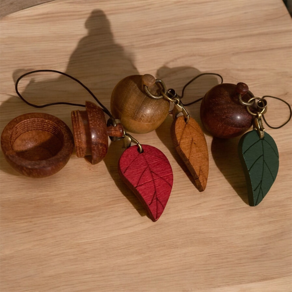 ちいさな幸せ 姫りんごの魔法』 〜ご縁の実を結ぶ、赤と青の小さな果実