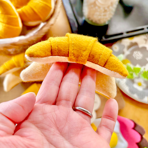 作って遊ぼう‼︎フェルトのクロワッサンサンドセット おもちゃ・人形