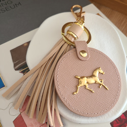 【馬好きさんにお勧め】大人可愛い馬キーホルダー　キーケースや鞄のアクセントにチャームとして♡ギフト梱包無料！！ 3枚目の画像