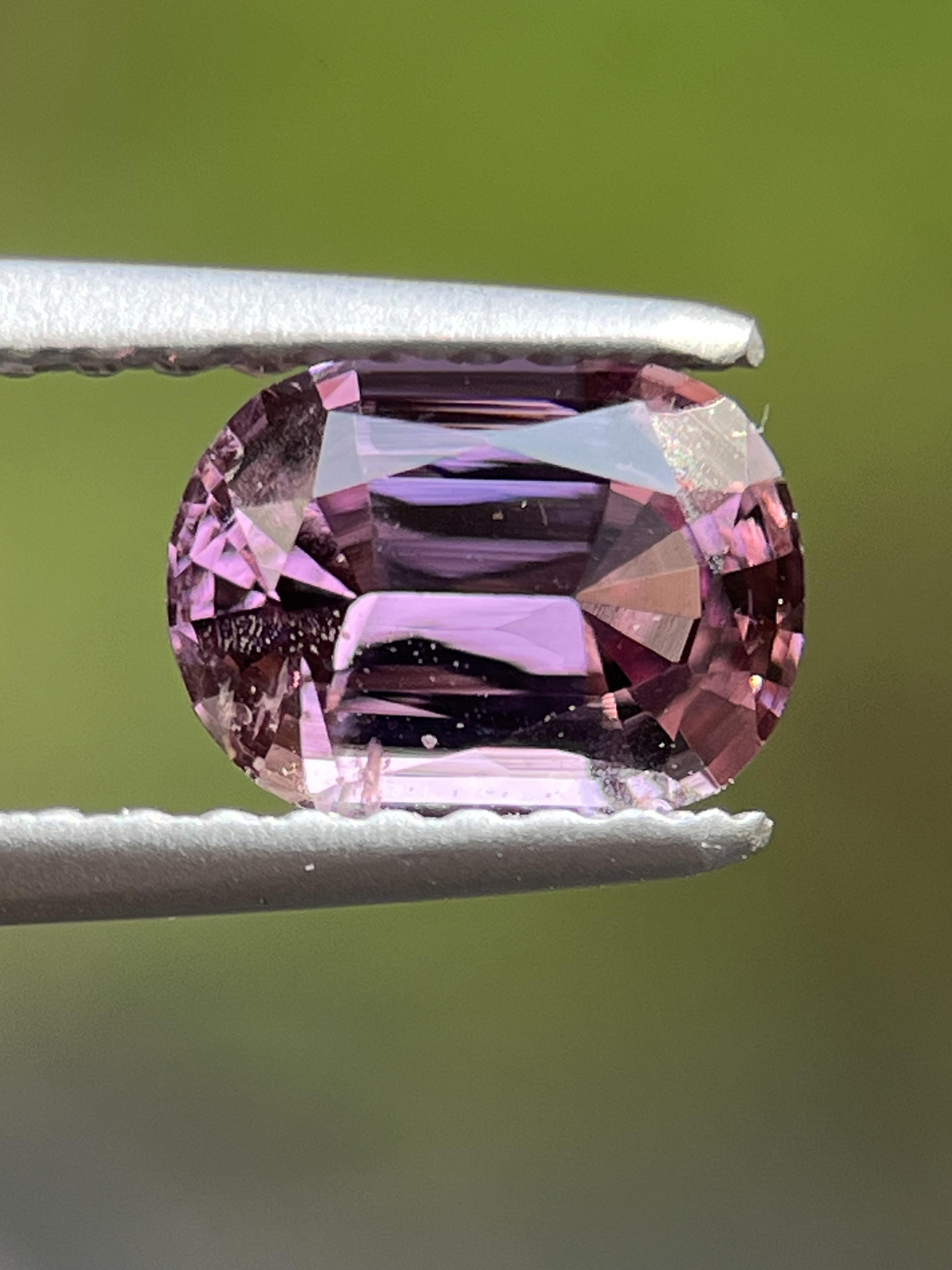 ピンクスピネル0.83ct 非加熱 Natural pink spinel