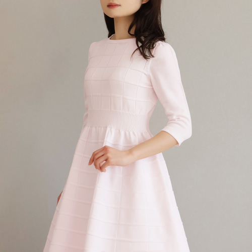 春らしいペールカラー！】ホールガーメント 格子柄7分袖フレア