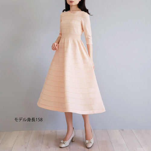 ゆ*マ様 ジョリーミニョン　ホールガーメント 格子柄7分袖フレアワンピース オケージョンシーンにも！】ホールガーメント 格子柄7分袖フレア