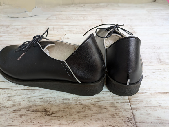 沒有任何疼痛 ♪♪ 出奇的輕 ♪ 優雅的繫帶經典運動鞋 第8張的照片