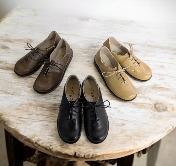 沒有任何疼痛 ♪♪ 出奇的輕 ♪ 優雅的繫帶經典運動鞋 第9張的照片