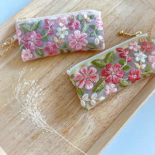 再販・ラスト1点・pink】インド刺繍リボン♡10cmファスナーのリップ