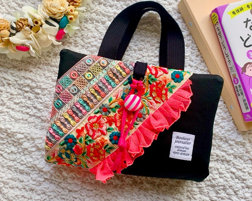 完成版《大人気》インド刺繍リボン レビューブックカバー 看護師