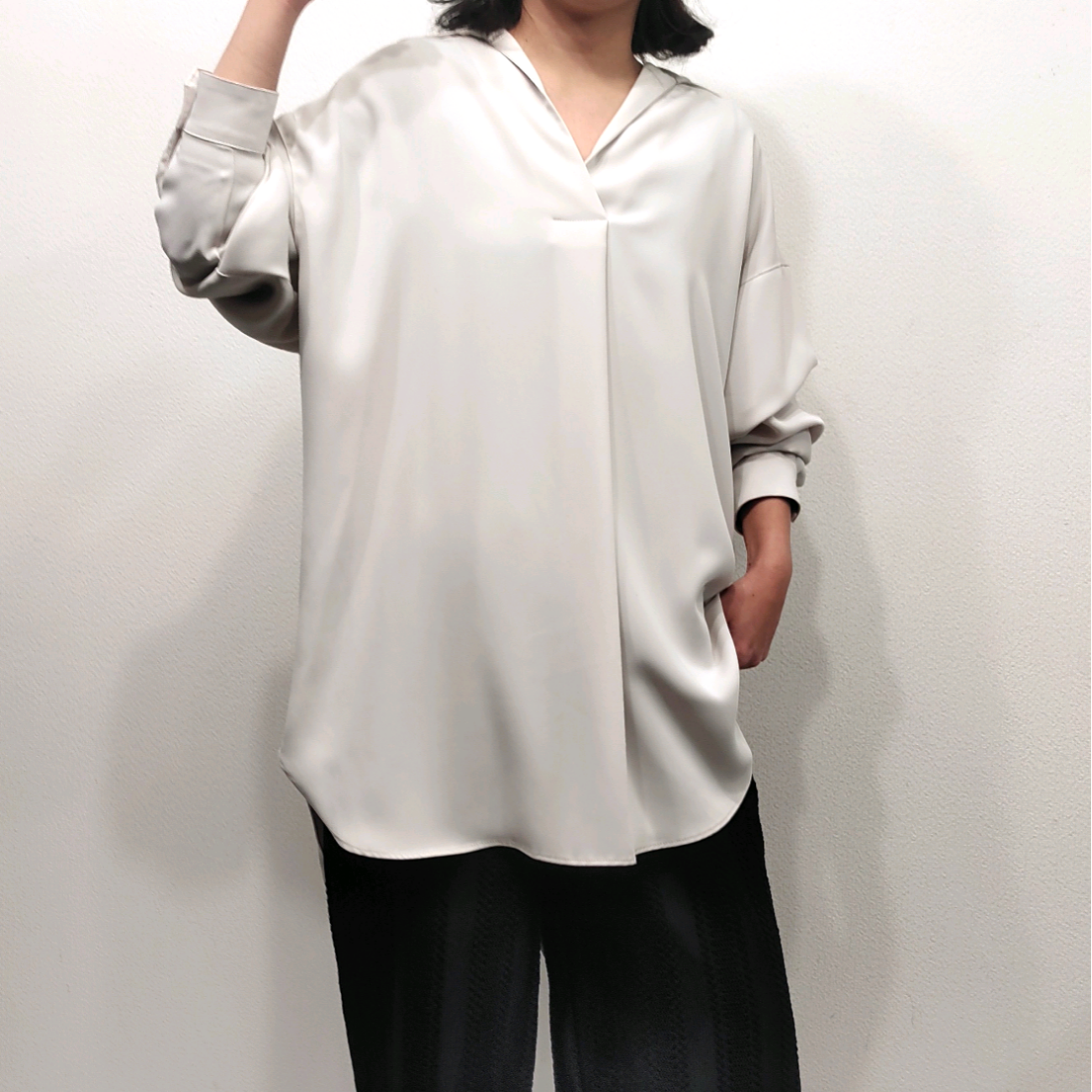 【秋服】楽ちんきれいみえ万能スキッパーブラウスプルオーバー　日本製 5,846円