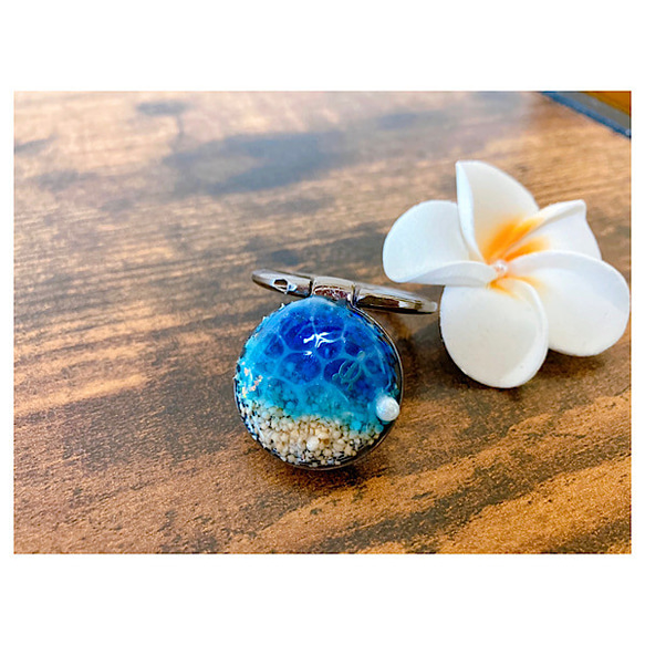 ハワイアン♡海のスマホリング✨　レジン　海塗り　iPhone 3枚目の画像