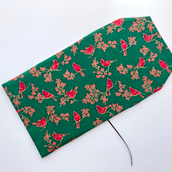 【輸入生地】赤い鳥とナンテンの実の文庫サイズブックカバー　 4枚目の画像