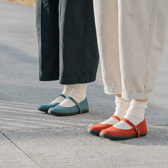 大人の着回しシューズ・ストラップシューズ【レッド】 靴 シューズ 3枚目の画像