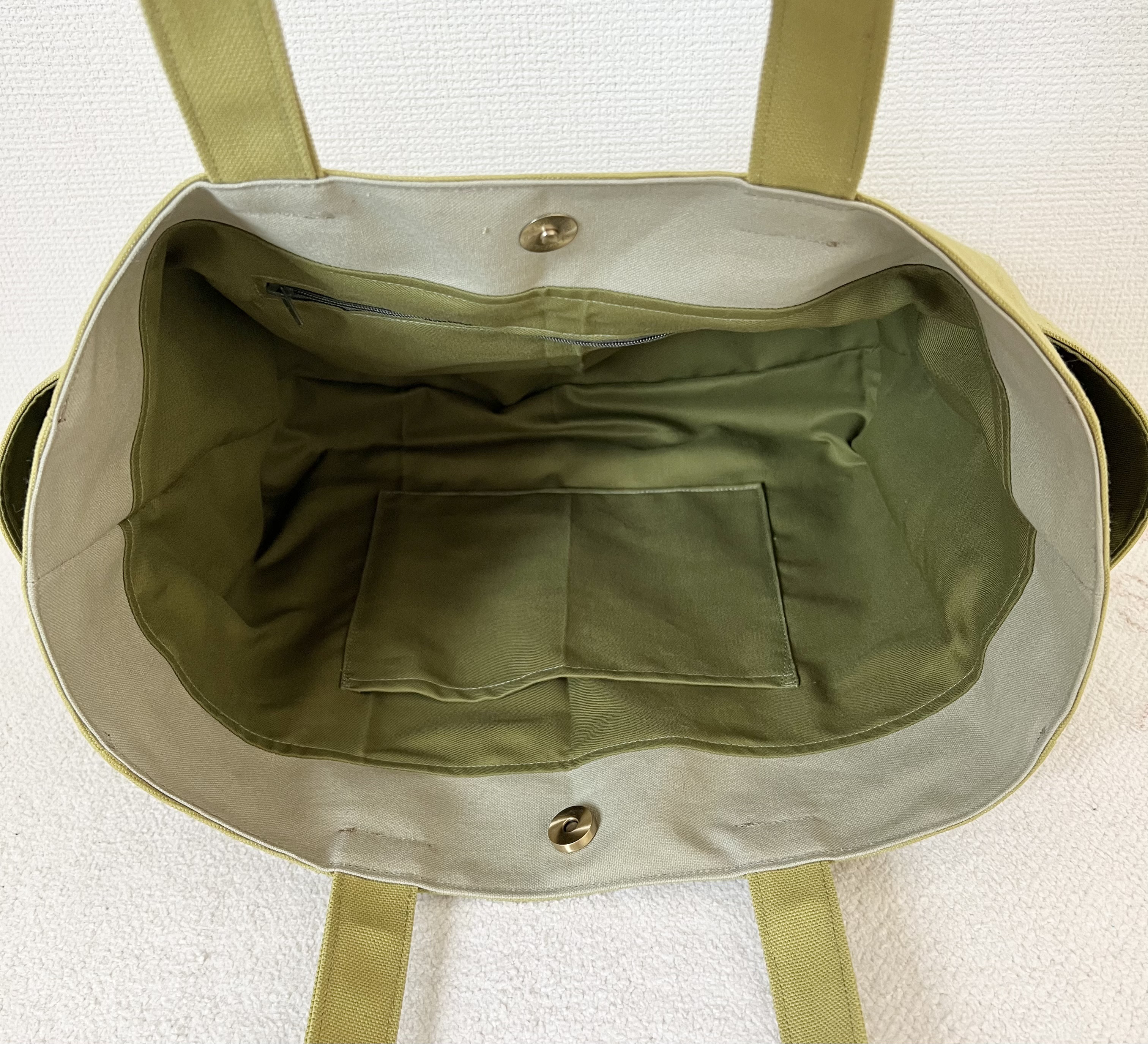 【Lサイズ】ヒワグリーン　8号倉敷帆布使用　肩掛けバッグ　akaneko 大きめバッグ　A4 鶯色　抹茶色