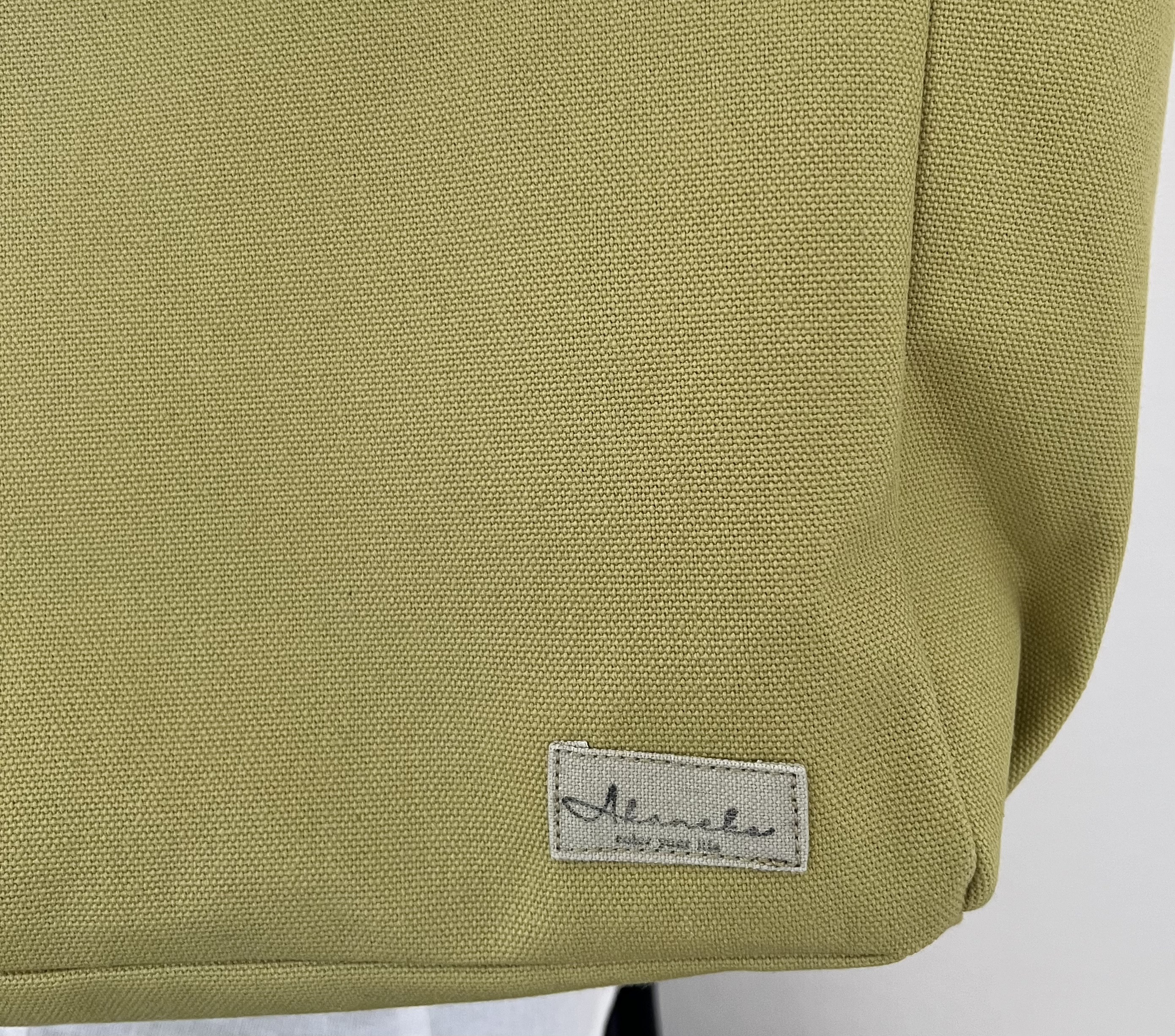 【Lサイズ】ヒワグリーン　8号倉敷帆布使用　肩掛けバッグ　akaneko 大きめバッグ　A4 鶯色　抹茶色