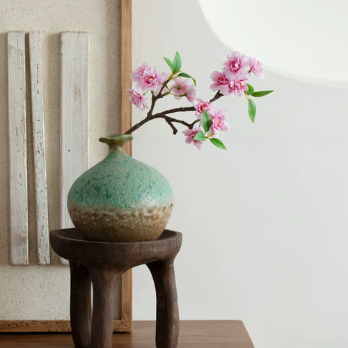 桃の絵柄 陶器花瓶