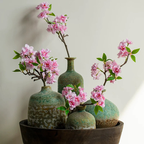 桃の絵柄 陶器花瓶 （ひな祭りや春のインテリアに最適な高品質桃