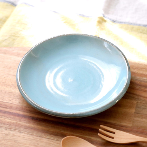 SALE】こっくり水色釉薬の中皿 縁錆 中皿 TSUCHI-HANAKI 通販 18950624