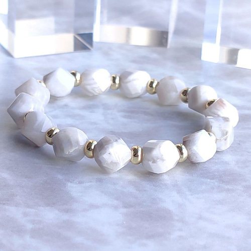 ◇ホワイトクレイジーレースアゲート（縞瑪瑙）◇ ANNA - パワー天然石