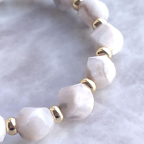 ◇ホワイトクレイジーレースアゲート（縞瑪瑙）◇ ANNA - パワー天然石