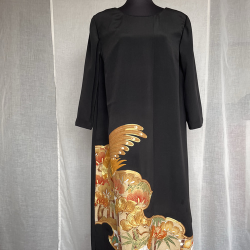 正絹 水辺に鳳凰 金 留袖リメイクケープドレス 正絹 水辺に鳳凰 金 留袖リメイクケープドレス 141一点物の正絹