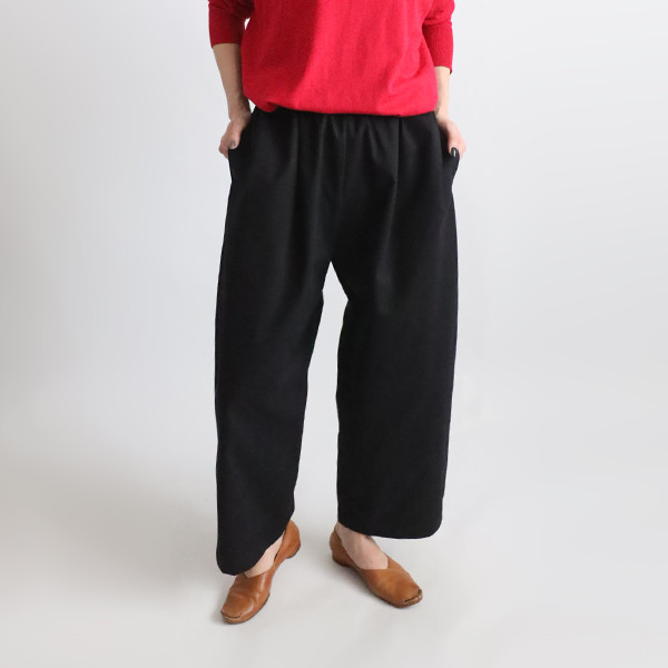 春うららＳＡＬＥ　９５cm丈　コットンチノ生地　誰にでも似合う定番 パンツ ストレート チノパン高身長さんにも黒R05A