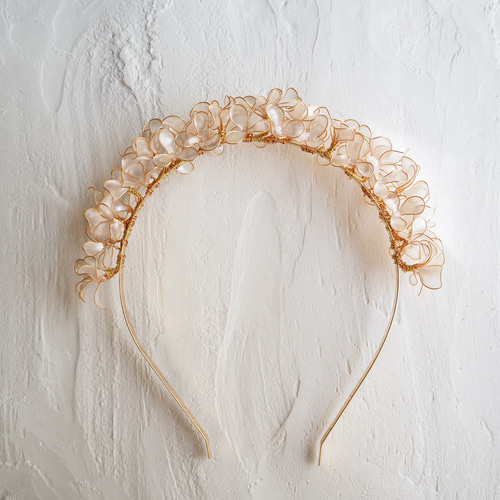 flua 花冠　ヘッドカチューシャ　ブライダルアクセサリー flua 花冠 ヘッドカチューシャ ブライダルアクセサリー
