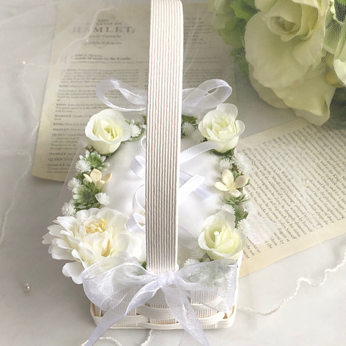 クラフトかご♡ホワイト×グリーン♡人気の組み合せカラー♡リング