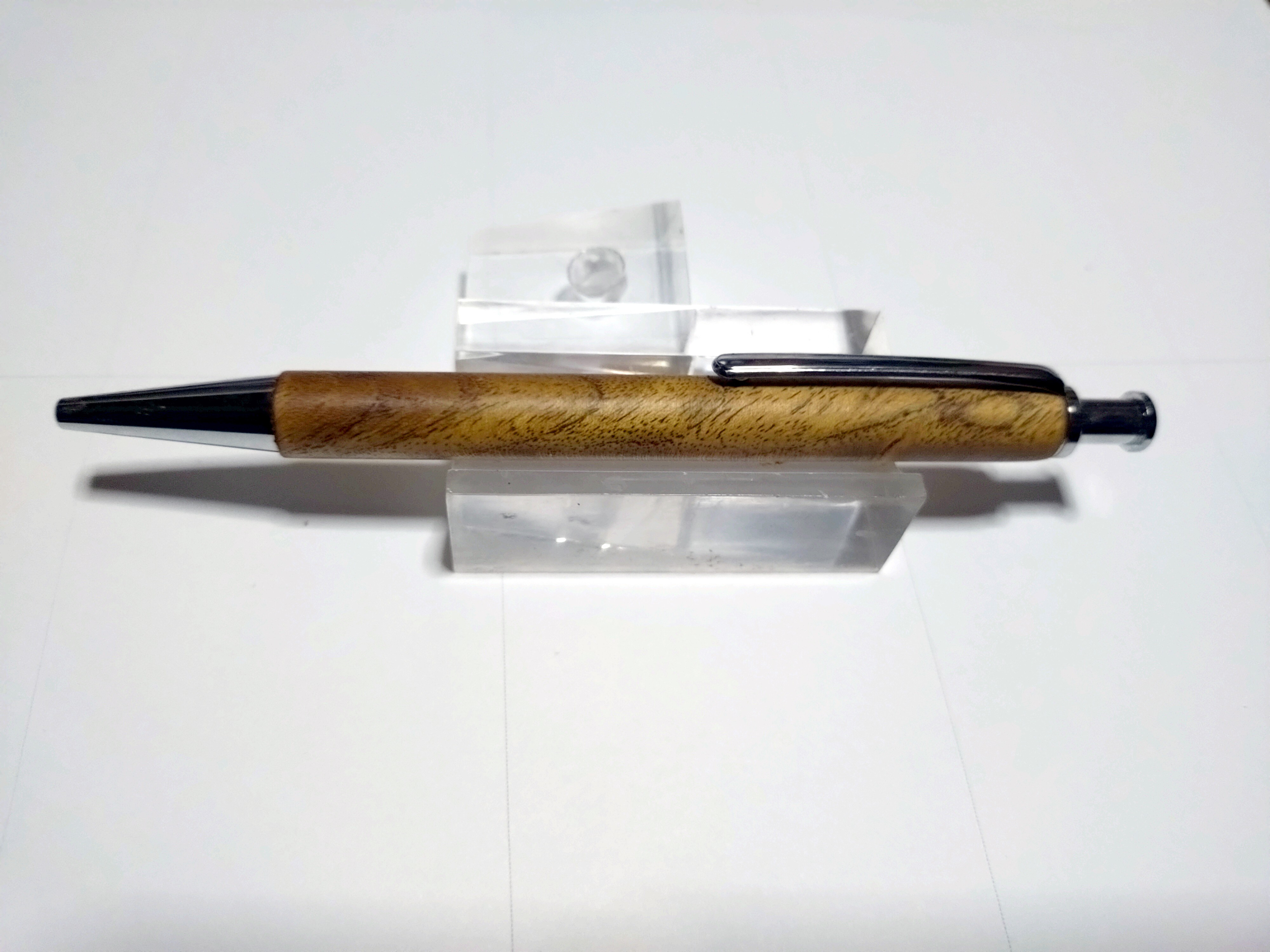 御蔵島産島桑 　金桑　絶滅危惧種　国産最高級材　　ノック式パーカータイプ