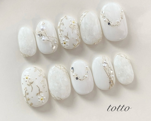 【オーダー】ネイルチップ　振袖袴　和装　卒業式　前撮り　金箔　ニュアンスミラー 1fea0a524f657b87d8476dac952da3