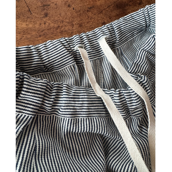 RATA❤️選擇你的長度❤️穿上它即可獲得時尚精緻的輪廓❤️寬鬆版型❤️柔軟的日本山核桃牛仔布 第11張的照片