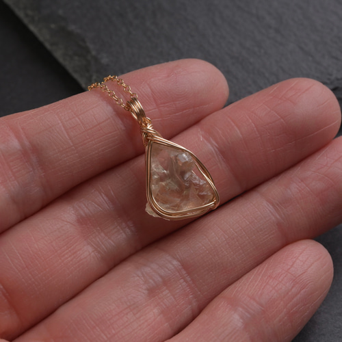 オレゴンサンストーン 原石 鉱物 ワイヤーラッピング ネックレス 14kgf