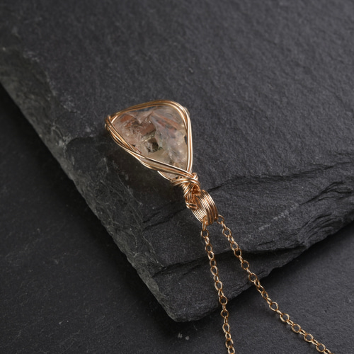 オレゴンサンストーン 原石 鉱物 ワイヤーラッピング ネックレス 14kgf