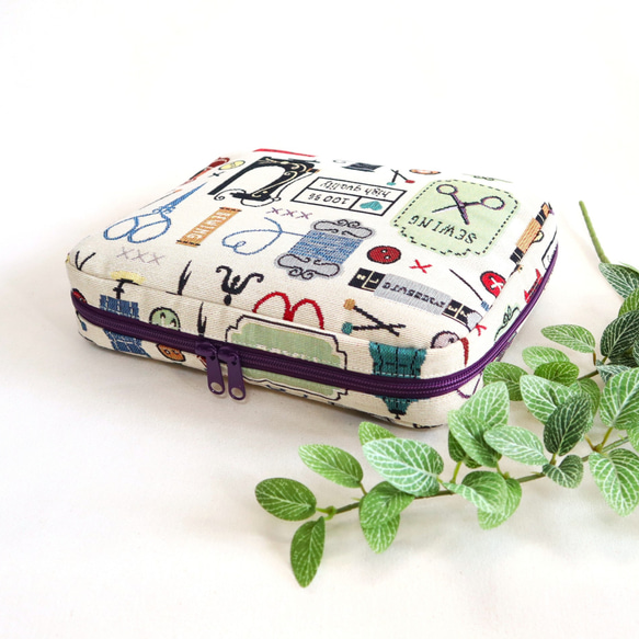 【裁断済みキット】インポートゴブランのソーイングケース◆2色から◆A5対応 1枚目の画像