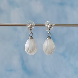 silver925/ホワイトシェル/白蝶貝ピアス/蝶/淡水パール silver925/ホワイトシェル/白蝶貝ピアス/蝶/淡水パール