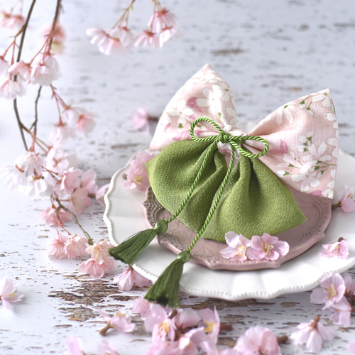 ☆2wayリボン【さくらもち】ブローチ＆髪飾り/桜餅 ブローチ