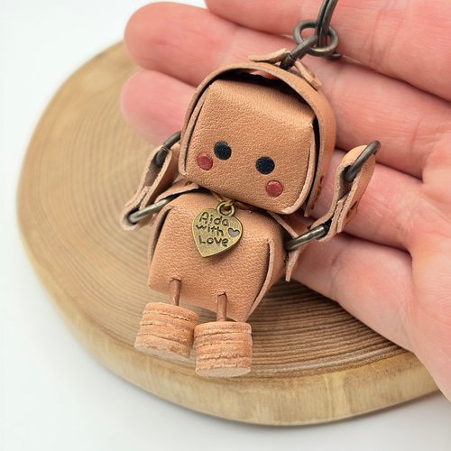 ミニチュアロボット 赤ちゃんお座り型キーホルダー 極小 栃木レザー