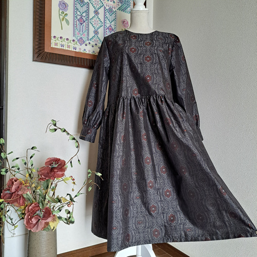 ☆ 着物リメイク/大島紬/一点もの/正絹/ギャザーワンピ―ス