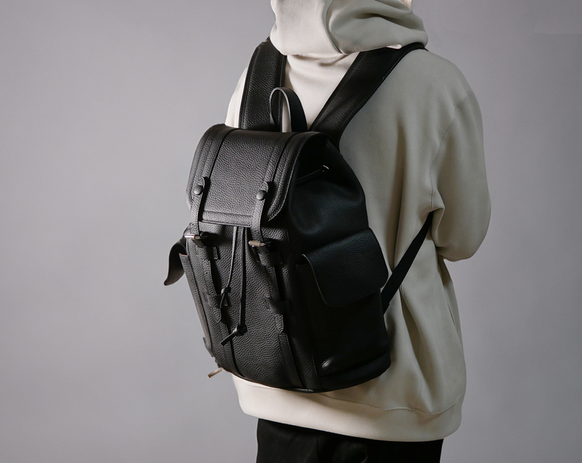 <送料無料>男女兼用大人のフルレザーデイパック／大容量本革リュック/BR705