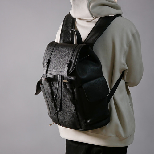 送料無料>男女兼用大人のフルレザーデイパック／大容量本革リュック