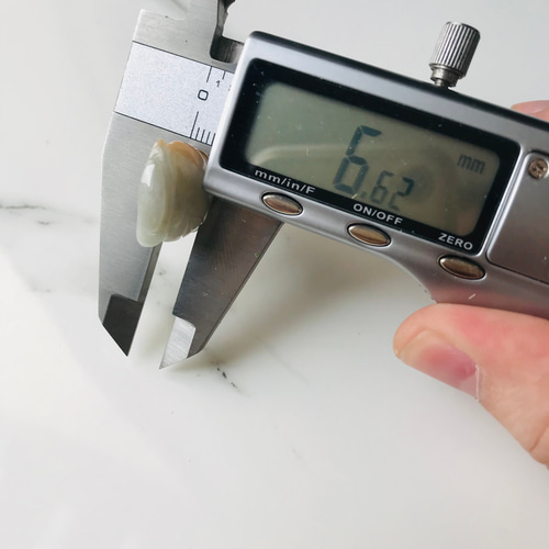 P00-003］ ジェイド JADE ヒスイ 本翡翠 ペンダントトップ 天然石 