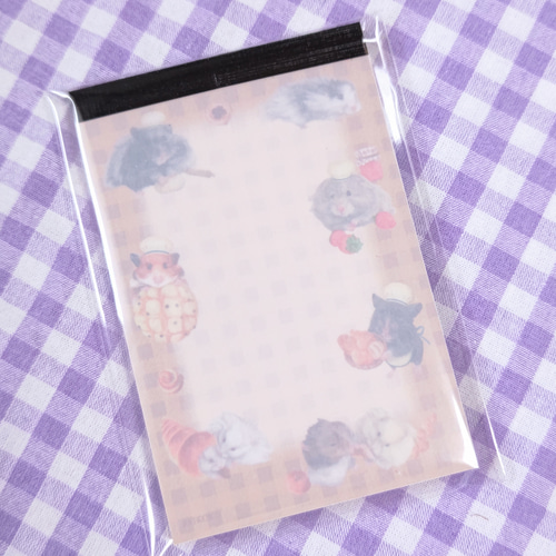 ハムスターのメモ帳（Hamster and Bread） メモ帳 REIKOKO 通販