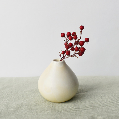雫の一輪挿し クリームマット02 一輪挿し・花瓶・花器 tousai-meru