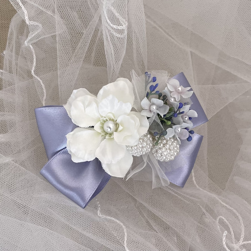 花の髪飾り ブルーリボン×デルフィフラワー 入学式 卒園式 結婚式 2501