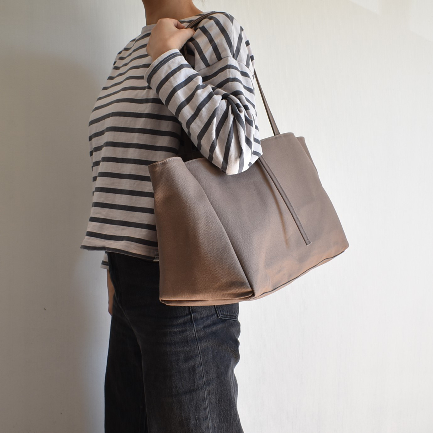 BOX2 TOTE BAG（マットブラウン）肩掛け 帆布 トートバッグ マチ広め ポケット6 キャンバス