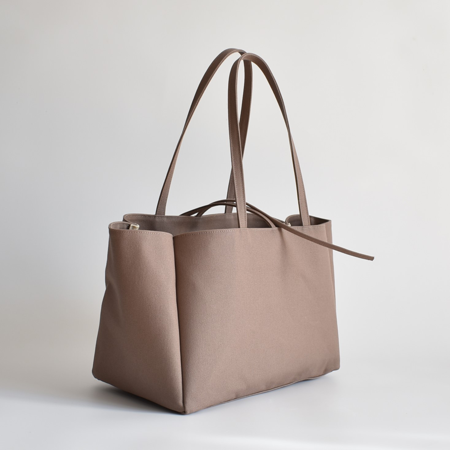 BOX2 TOTE BAG（マットブラウン）