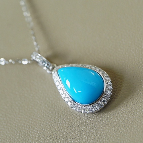 眠り姫」K18ゴールド 成功・繁栄・健やかな体・旅の安全 12月の誕生石