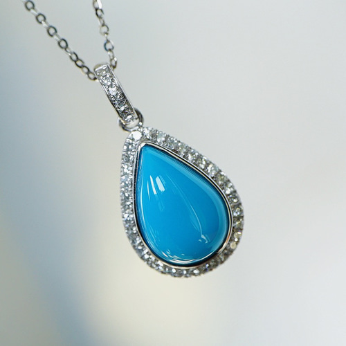 眠り姫」K18ゴールド 成功・繁栄・健やかな体・旅の安全 12月の誕生石