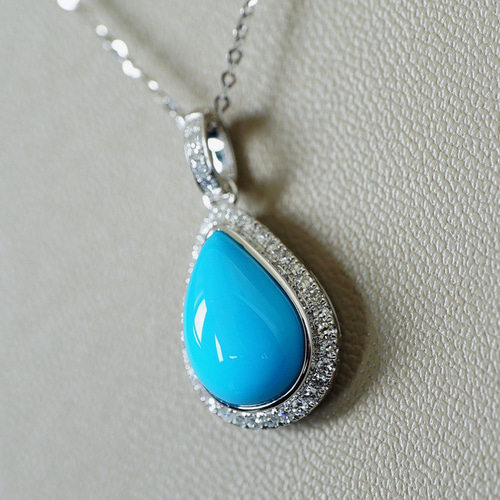 眠り姫」K18ゴールド 成功・繁栄・健やかな体・旅の安全 12月の誕生石